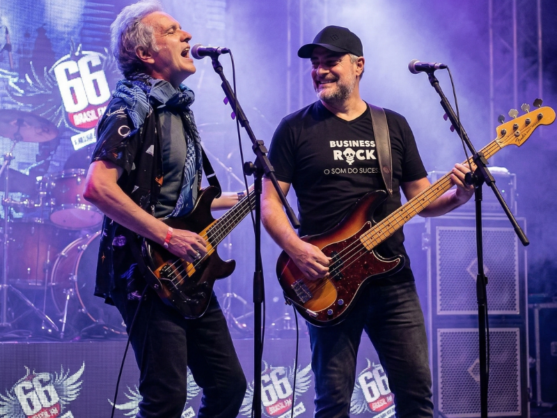 Arnaldo Brandão revisita 70 anos de rock brasileiro
