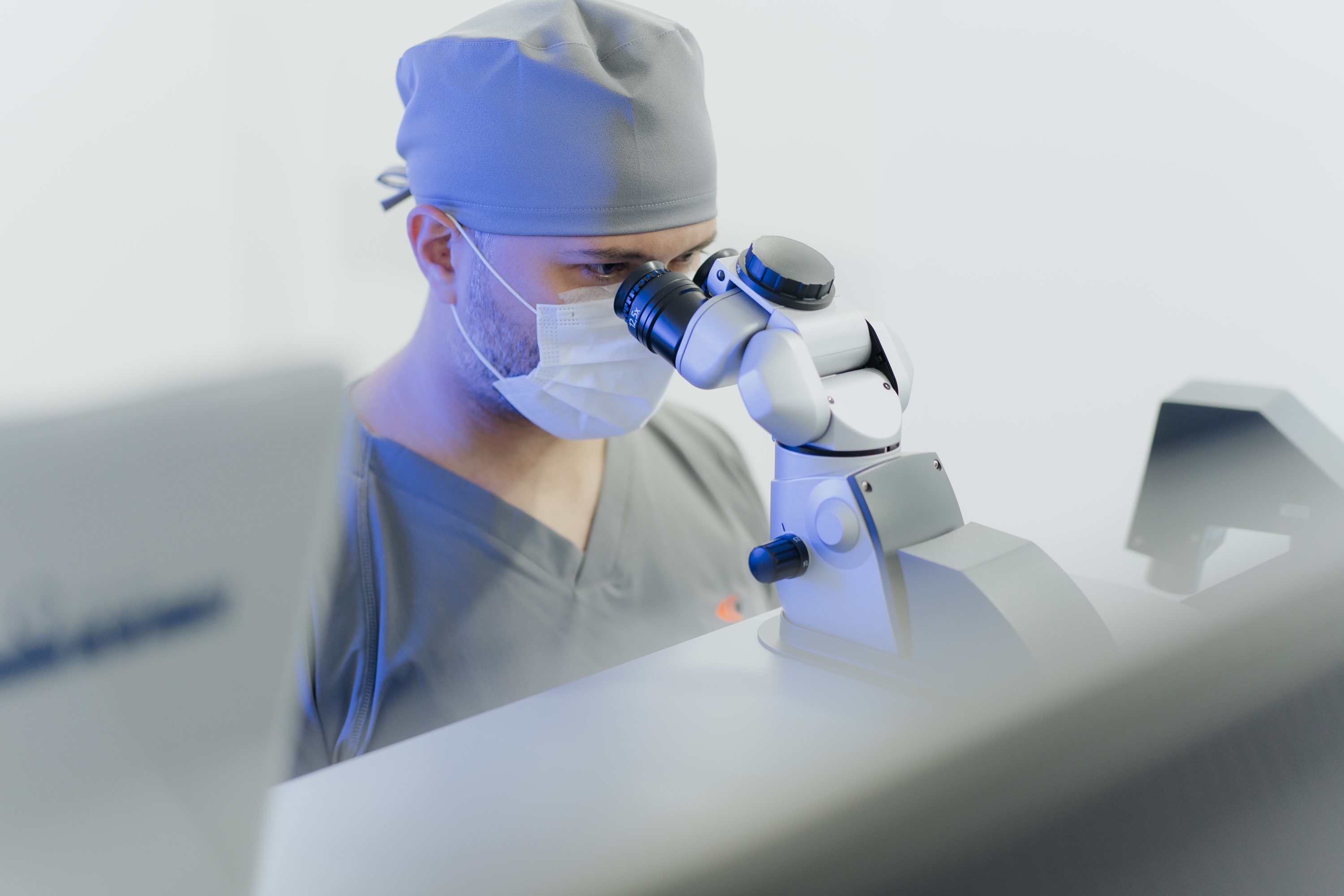Personalização auxilia cirurgia refrativa em caso limítrofe
