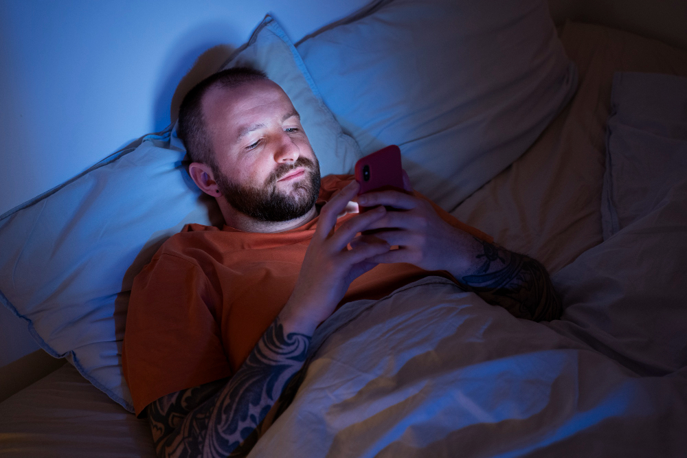 Quase 80% dos brasileiros dormem menos de 7h, mostra estudo